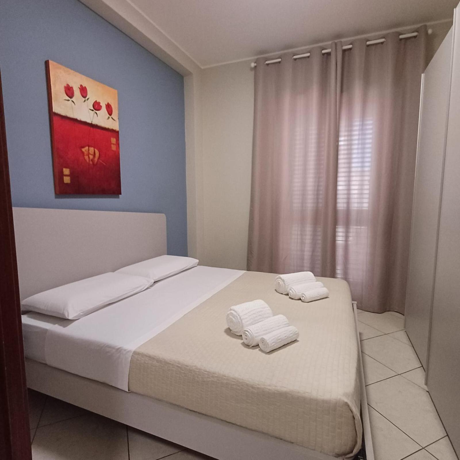 Affitta Camere Gold Μπαρλέτα Εξωτερικό φωτογραφία